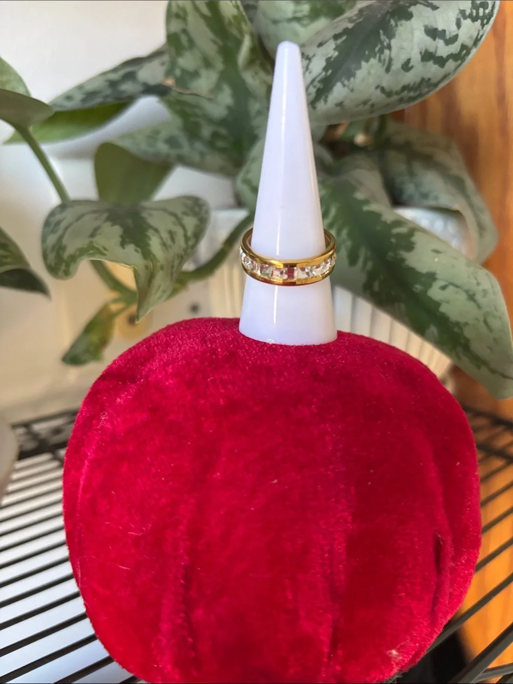 Gold Crystal Accent Women's Ring - Unbranded